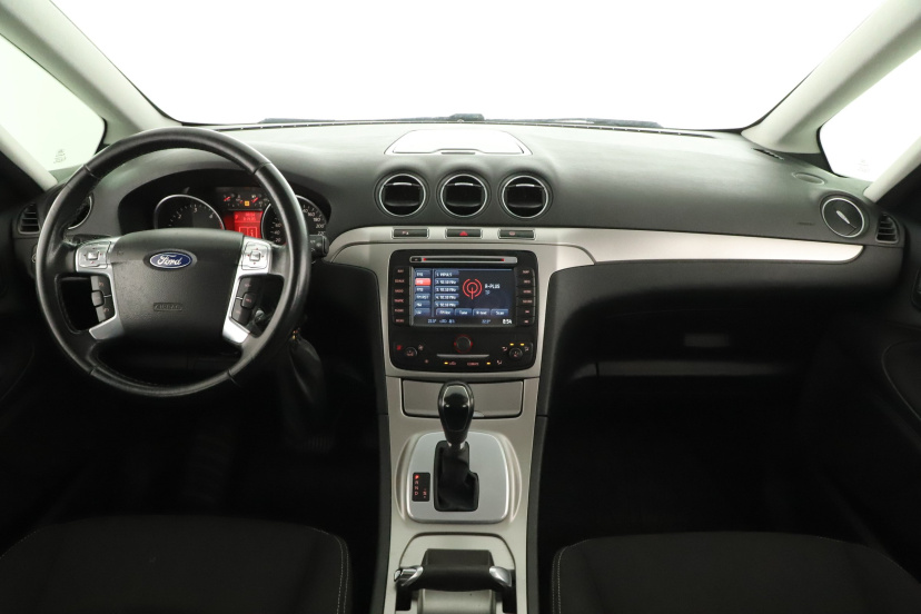 Ford Galaxy, 2011