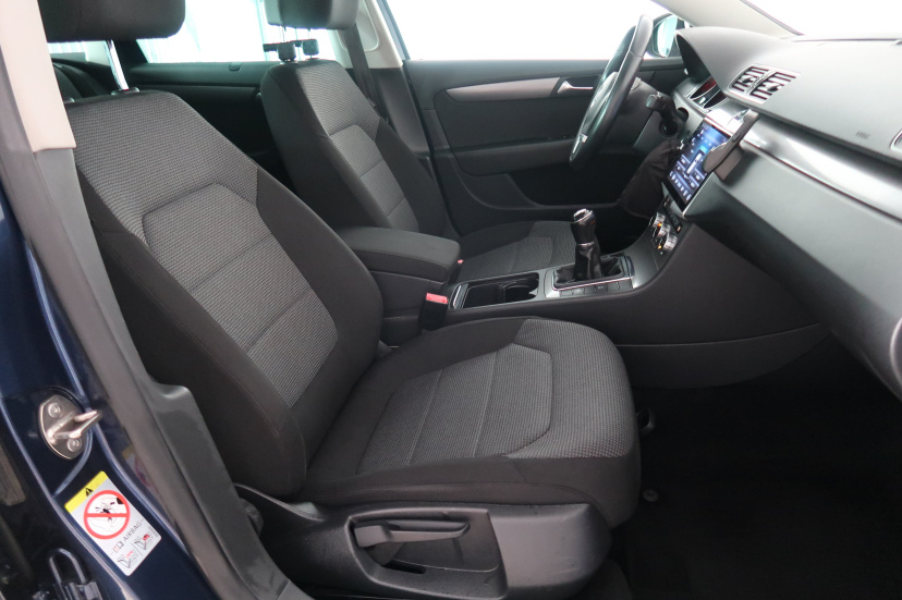 Volkswagen Passat, 2013