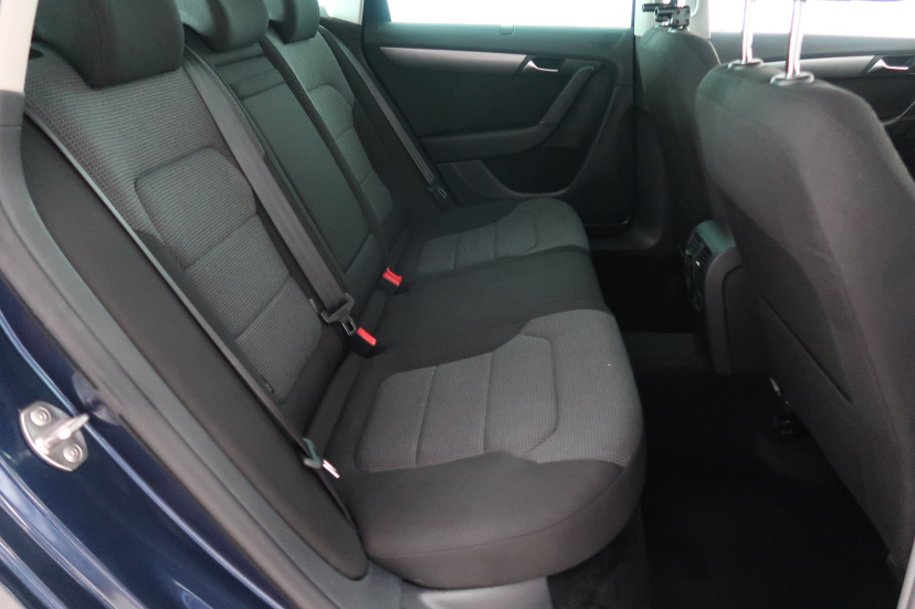 Volkswagen Passat, 2013