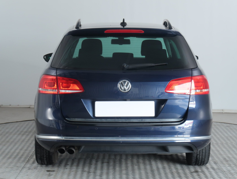 Volkswagen Passat, 2013