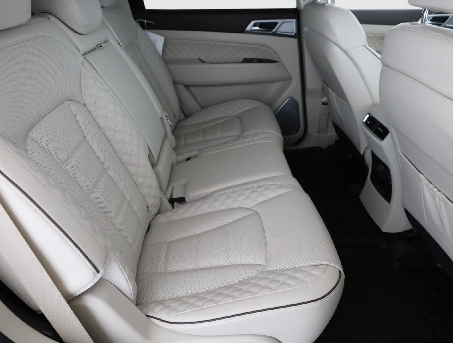 SsangYong Rexton - 2022