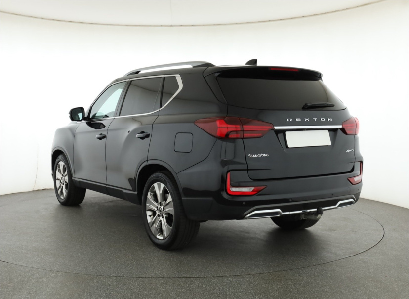 SsangYong Rexton, 2022