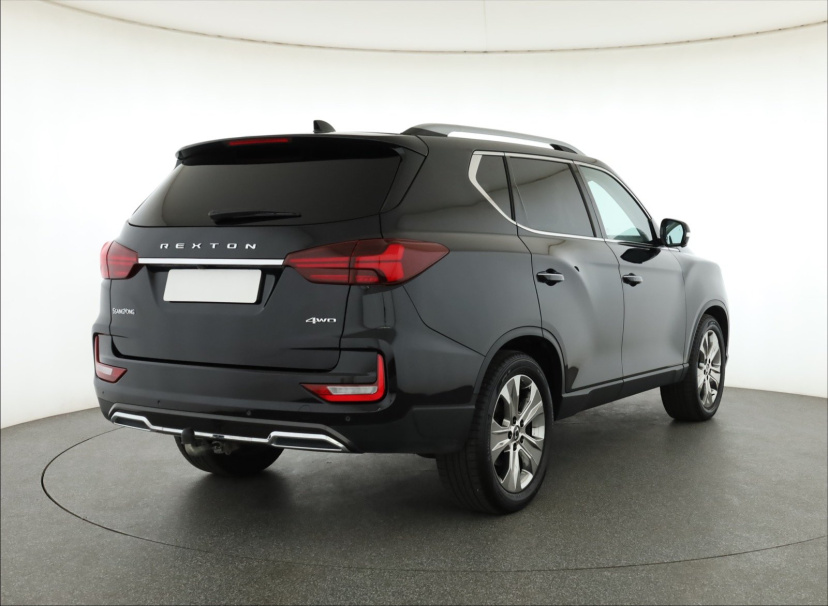 SsangYong Rexton, 2022