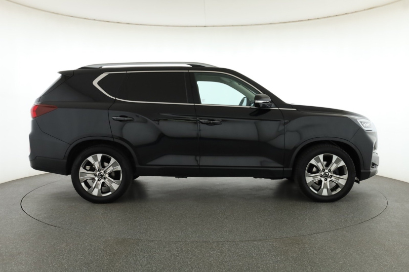 SsangYong Rexton, 2022