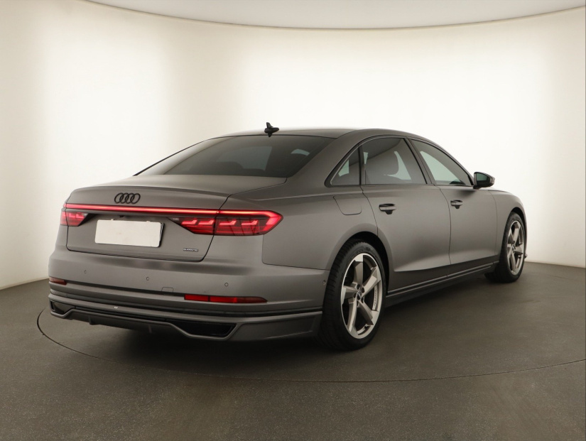 Audi A8, 2017