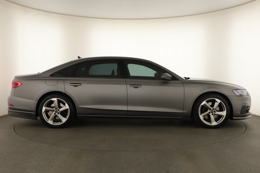 Audi A8, 2017
