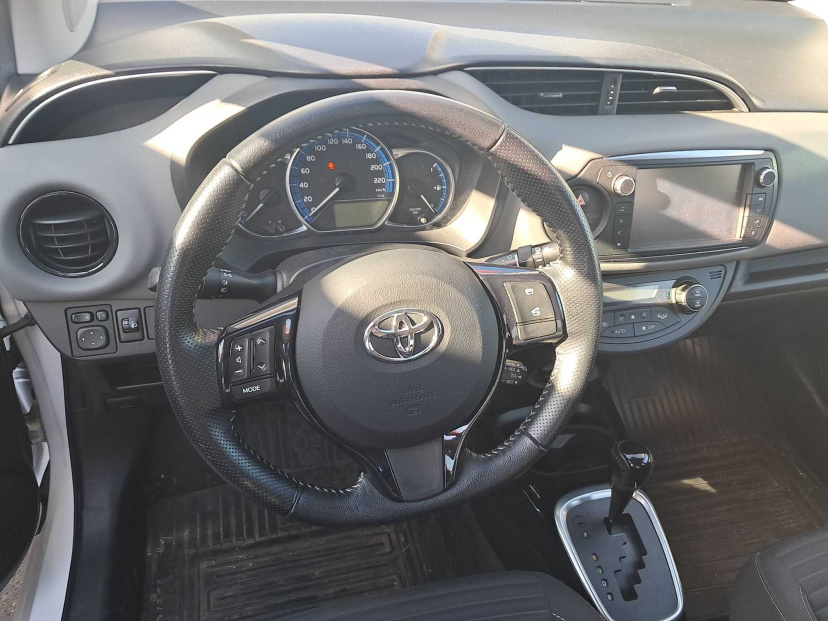 Toyota Yaris, 2016