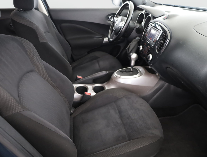 Nissan Juke, 2011