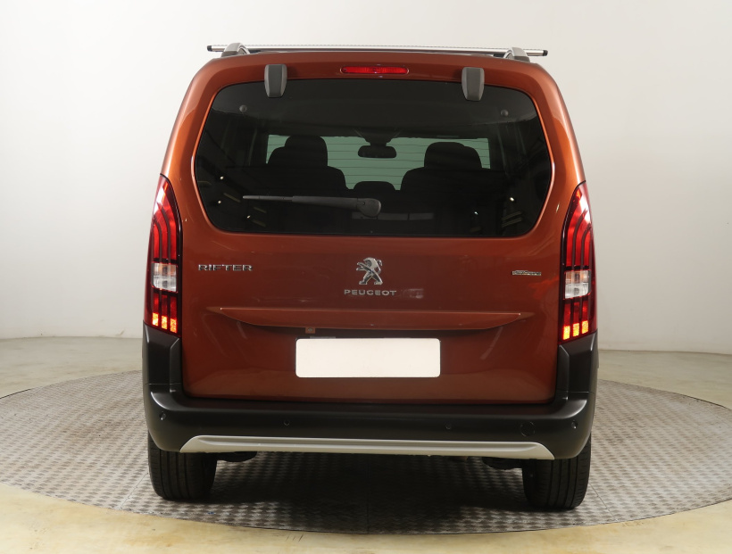 Peugeot Rifter, 2020