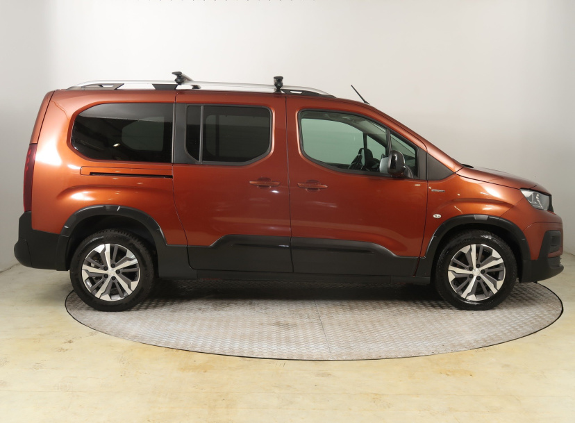 Peugeot Rifter, 2020