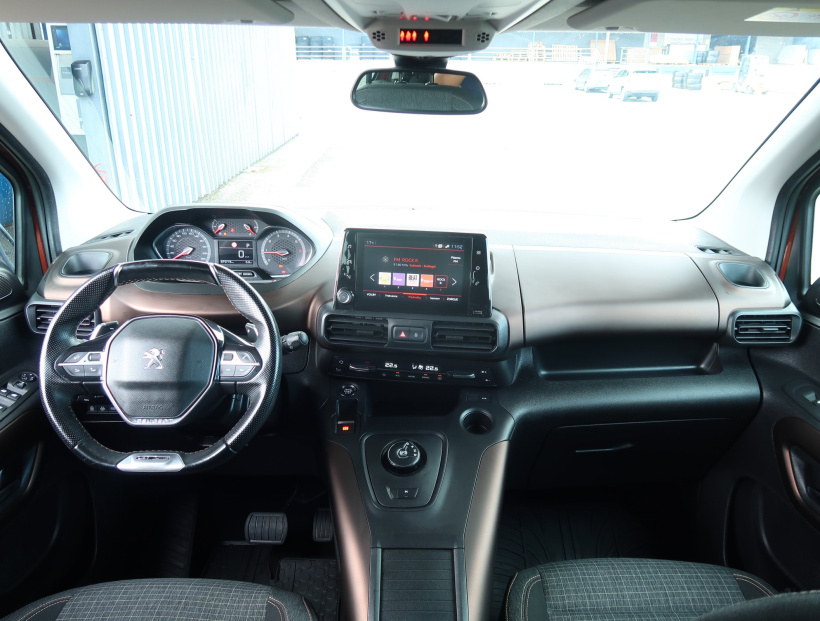 Peugeot Rifter, 2020