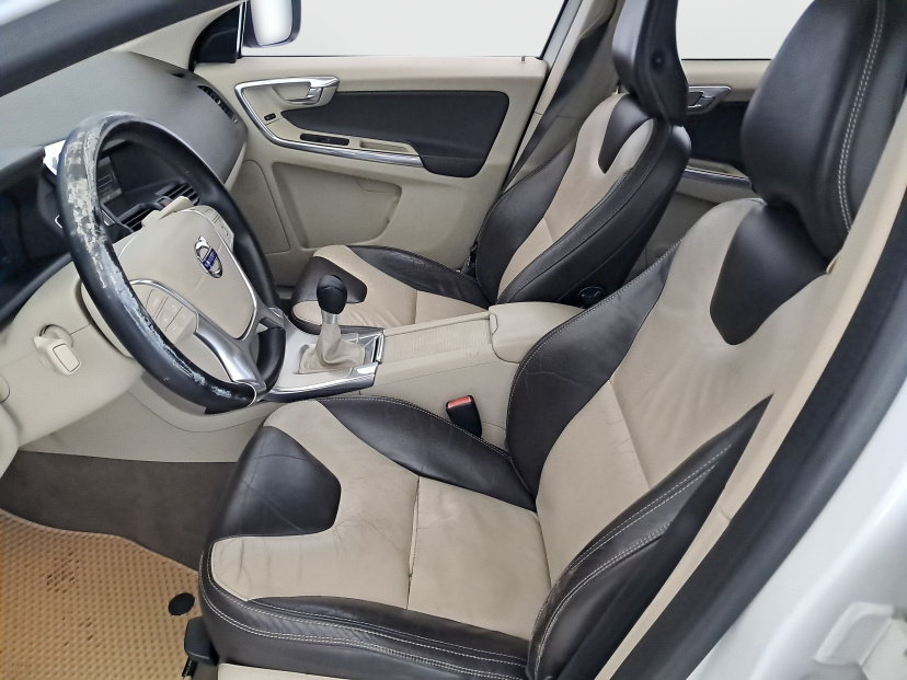 Volvo XC60, 2012