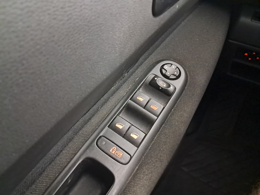 Peugeot 3008, 2011