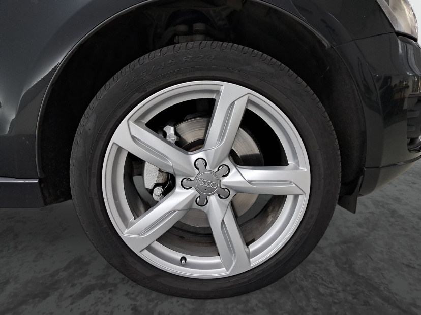 Audi Q5, 2009