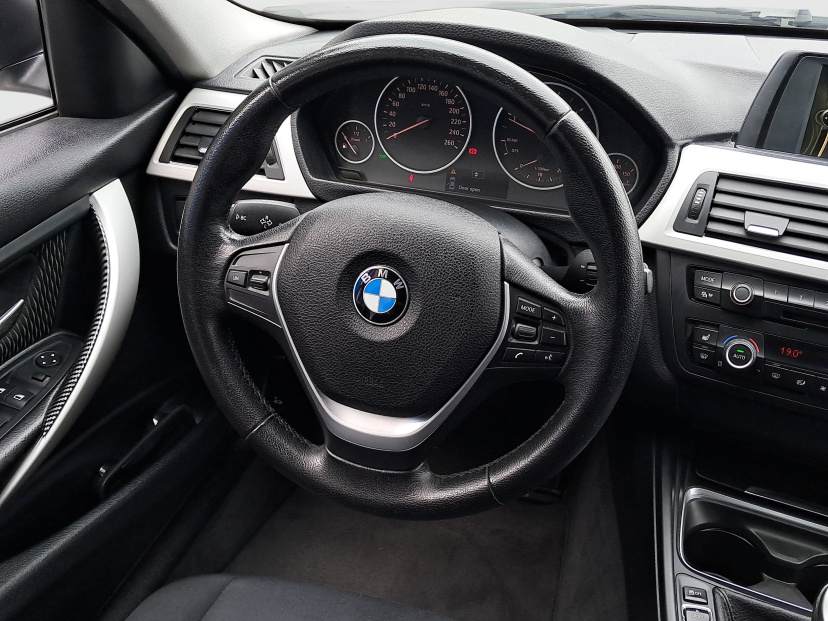 BMW 3, 2012