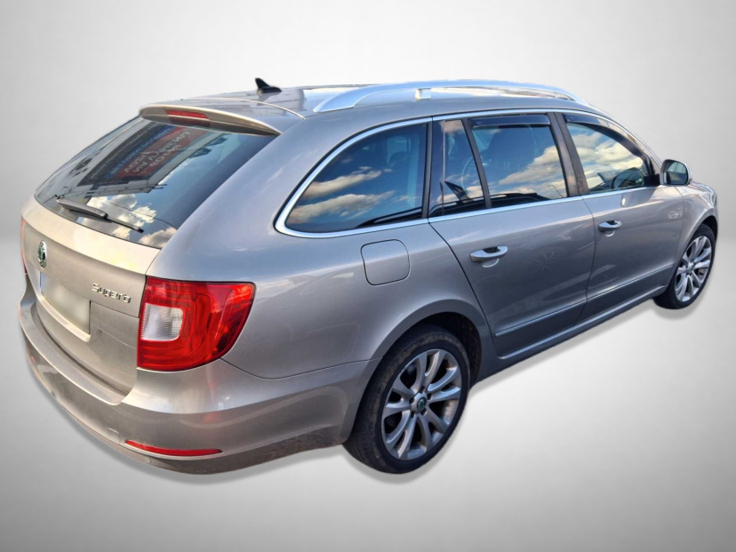 Škoda Superb, 2012