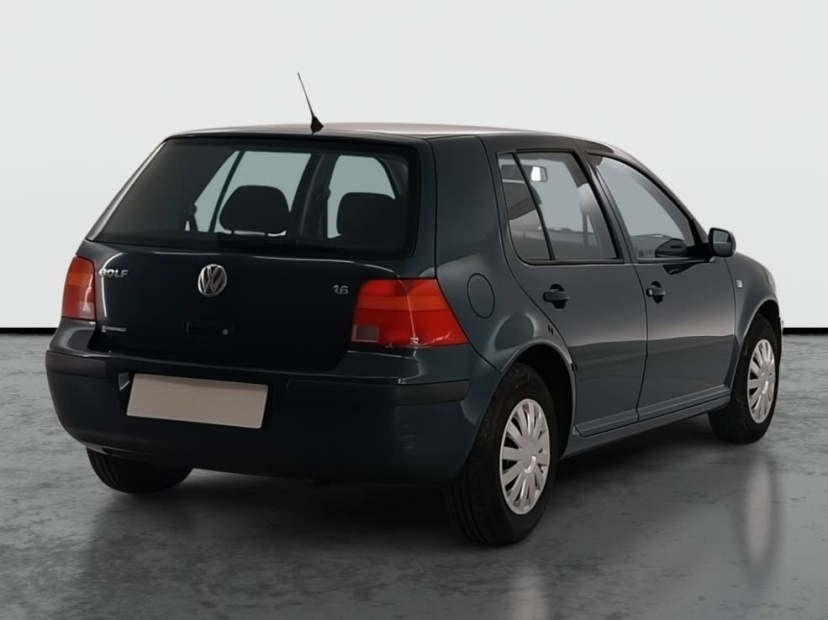 Volkswagen Golf, 2000
