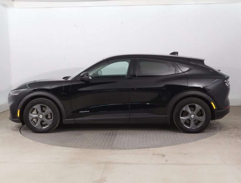 Ford Mustang Mach-E, 2021