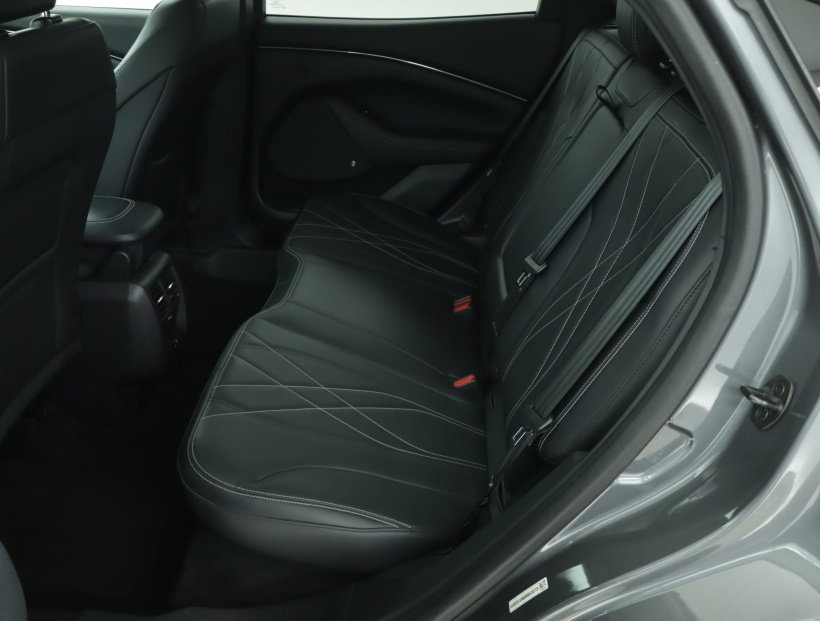 Ford Mustang Mach-E, 2021