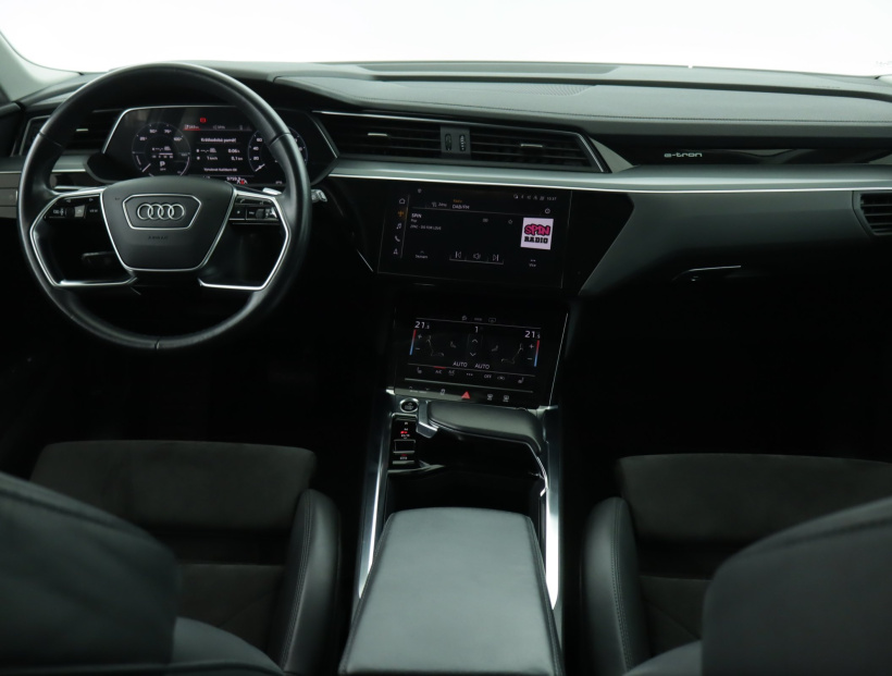 Audi e-tron, 2021
