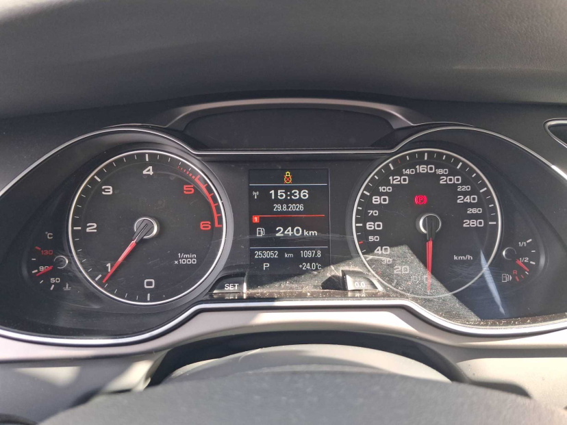 Audi A4, 2013