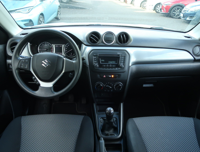 Suzuki Vitara, 2016