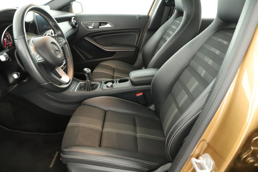 Mercedes-Benz GLA, 2017
