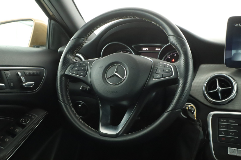 Mercedes-Benz GLA, 2017