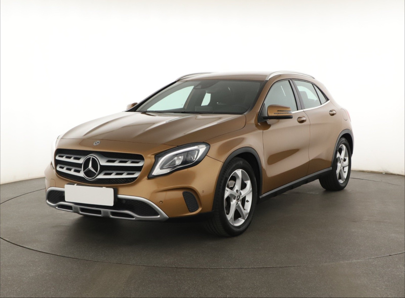 Mercedes-Benz GLA, 2017