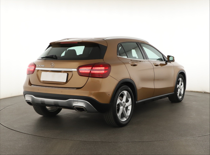 Mercedes-Benz GLA, 2017