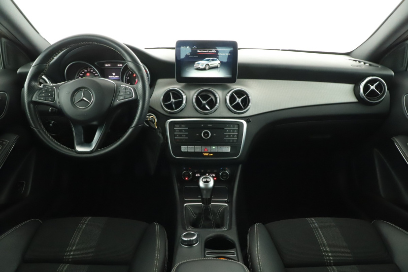 Mercedes-Benz GLA, 2017