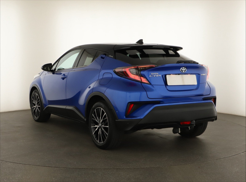 Toyota C-HR, 2018