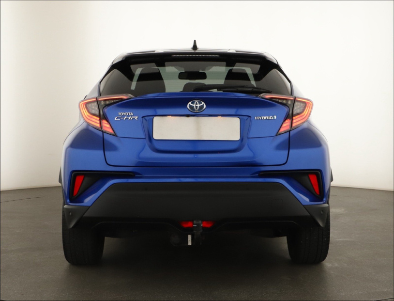 Toyota C-HR, 2018