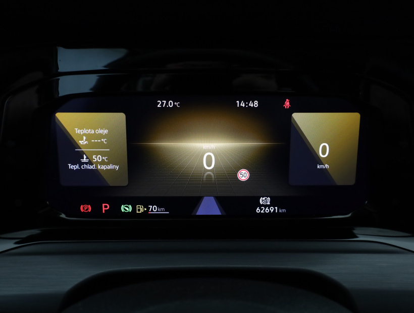Volkswagen Golf, 2024