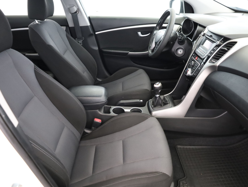 Hyundai i30, 2012