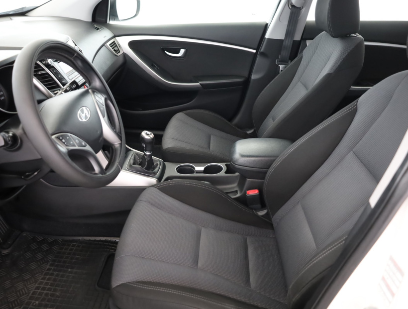 Hyundai i30, 2012