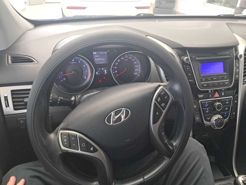 Hyundai i30, 2012