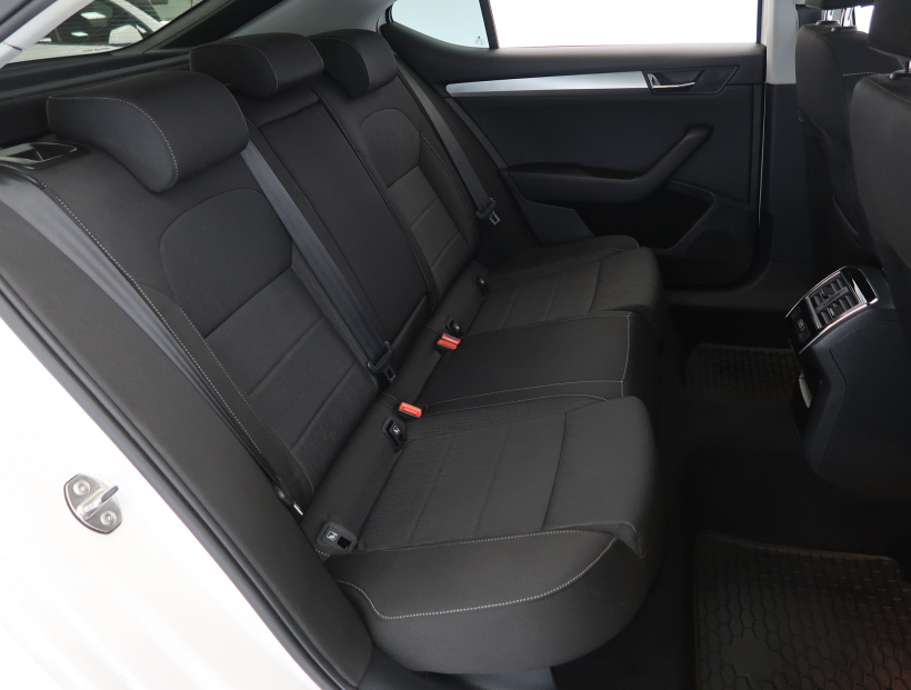 Škoda Superb, 2015