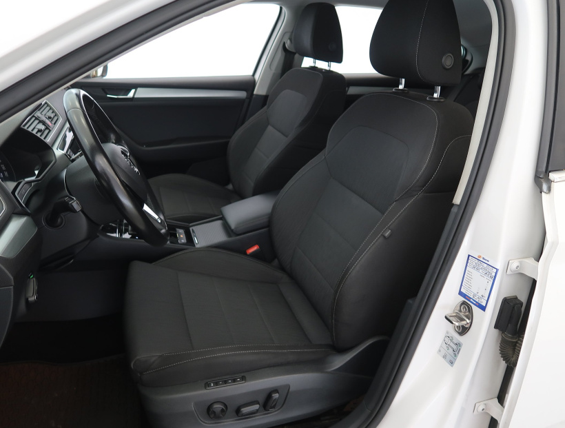 Škoda Superb, 2015