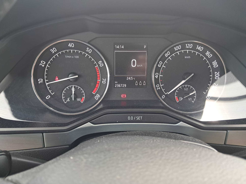 Škoda Superb, 2015