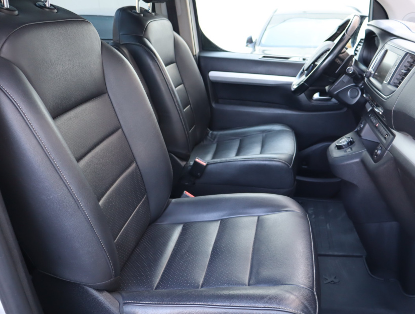 Peugeot Traveller, 2019