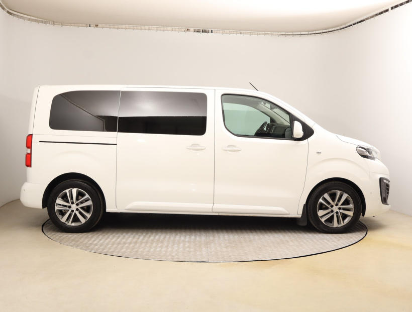 Peugeot Traveller, 2019