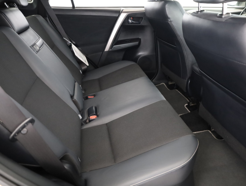 Toyota RAV 4, 2018