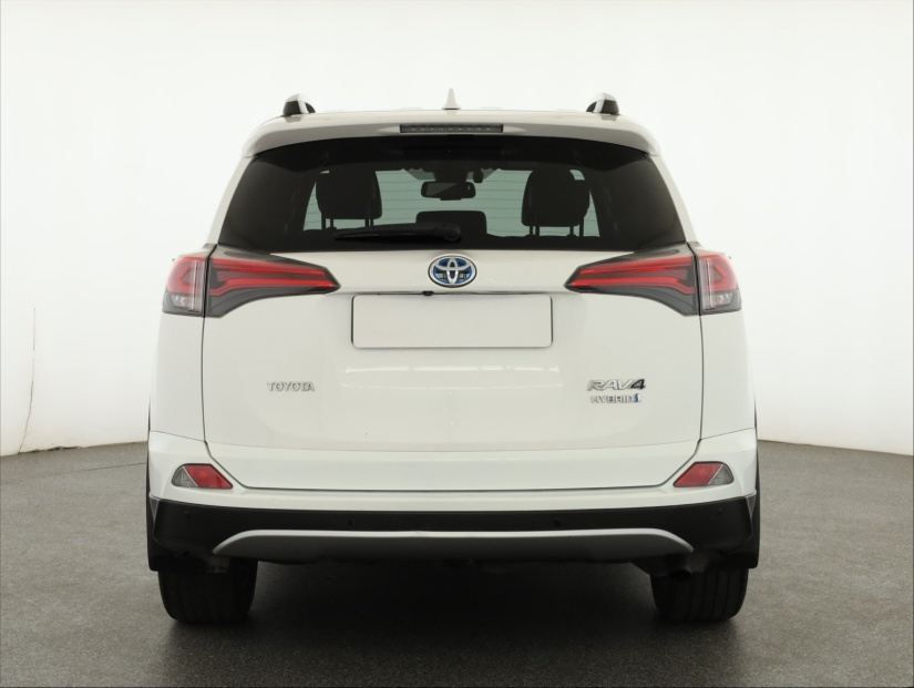 Toyota RAV 4, 2018
