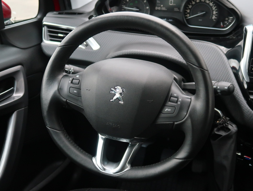 Peugeot 2008, 2019