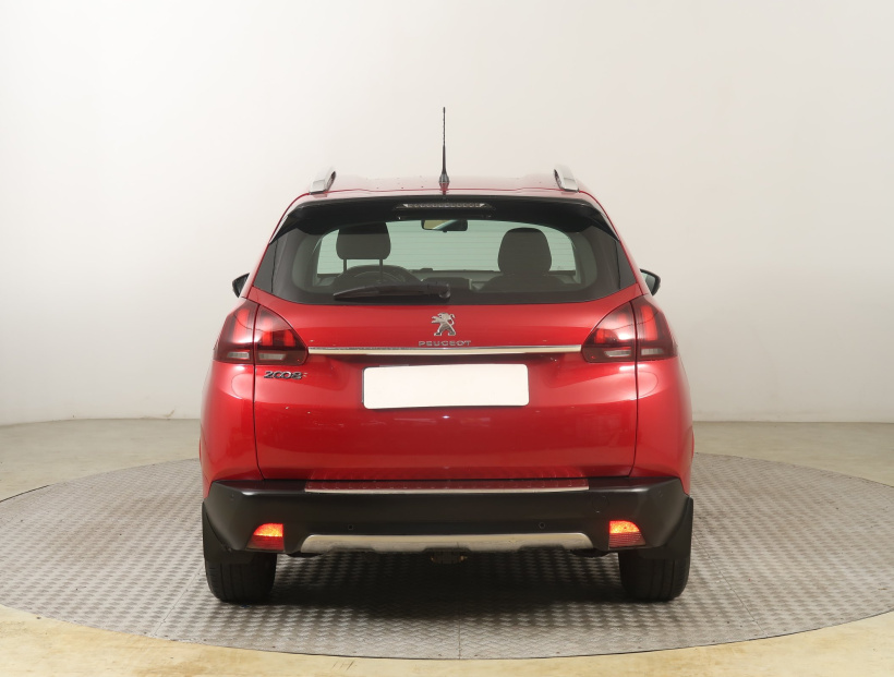 Peugeot 2008, 2019
