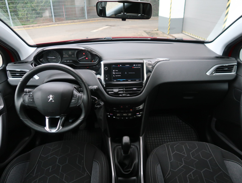 Peugeot 2008, 2019