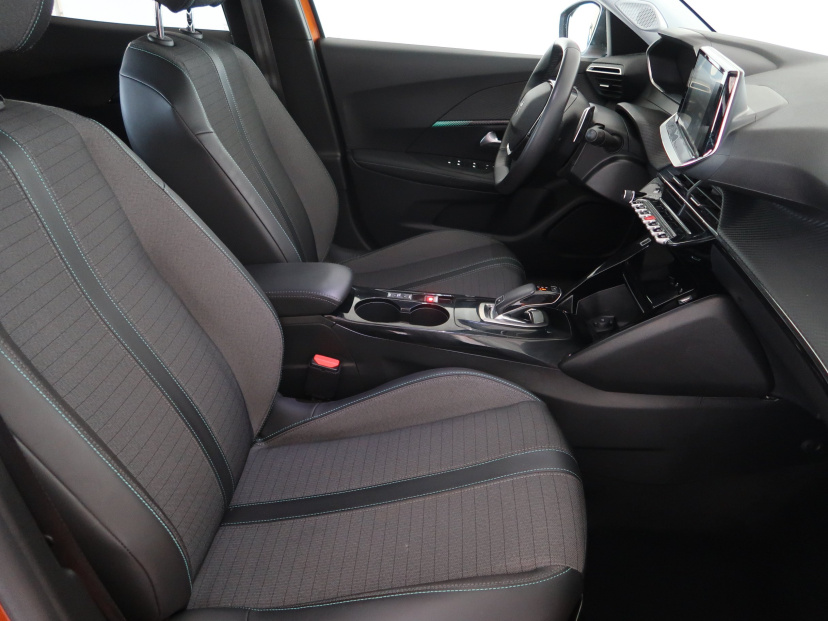 Peugeot 2008, 2021
