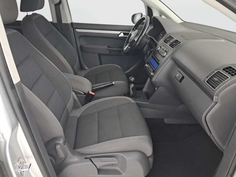 Volkswagen Touran, 2011