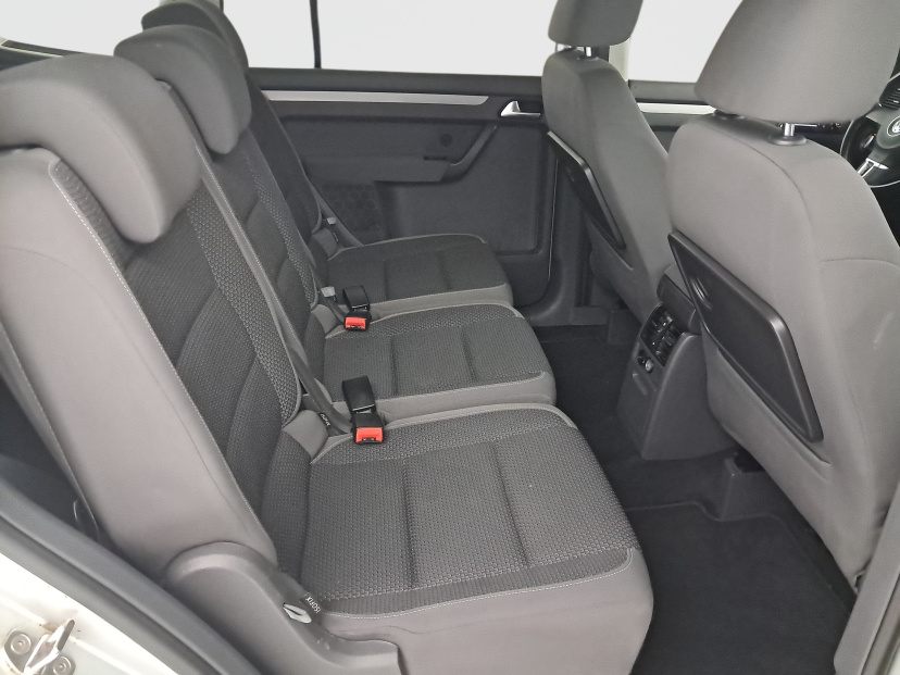 Volkswagen Touran, 2011